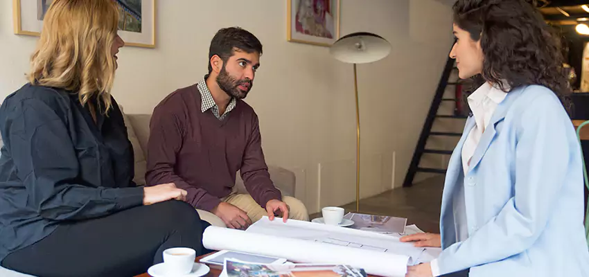 How We Determine Your Trusted Cash Home Buyers Offer in Commack, New York?